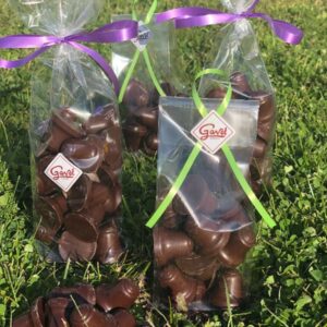 709-les-cloches-caramels-coulants-au-beurre-sale.jpg