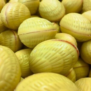 720-les-oeufs-pralines-jaune.jpg